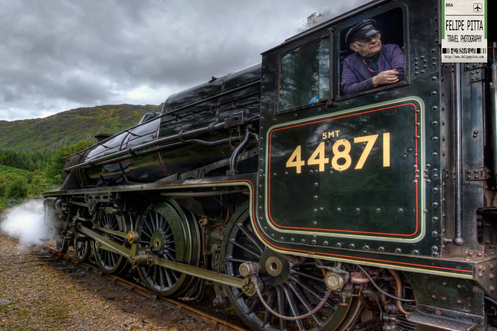 Harry Potter Hogwarts Express Jacobite Fort William Scotland Train