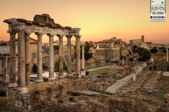 An epic sunset at the Roman Forum |Rome, Italy » Felipe Pitta